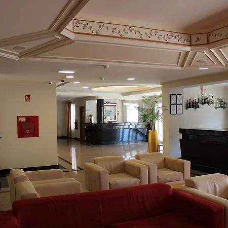 Travel Hotel